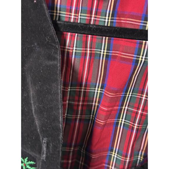 Karen Scott Black Velvet Ugly Christmas Holiday Vest Embroidered Wreaths Size L - Picture 6 of 6